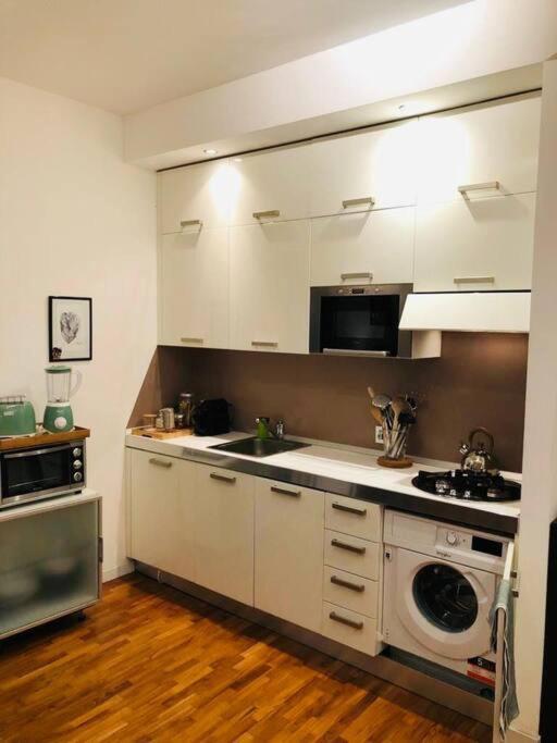 Portavenezia49 - Appartamento Milano Porta Venezia Con Jacuzzi Milán Exterior foto